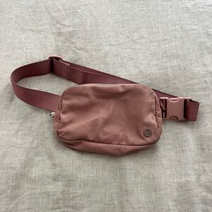 Lululemon belt bag